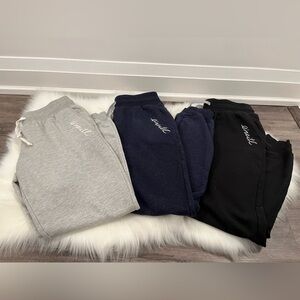O’Neill | Bundle 3 x Grey, Navy, and Black Joggers, S